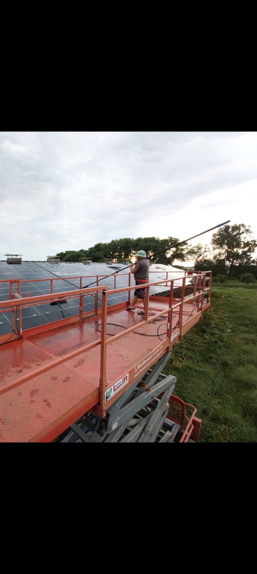 Zespół na podnośniku